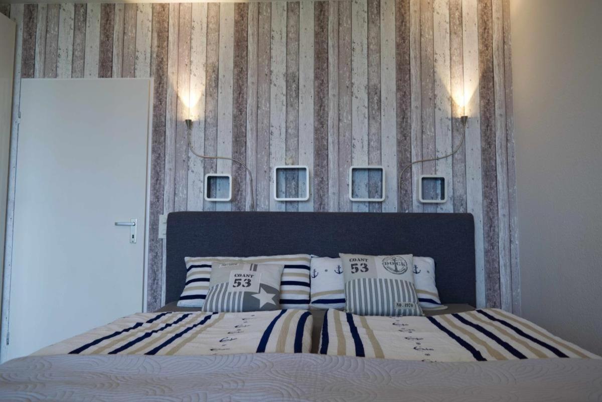 Inselblume 80 - Gemuetliche Ferienwohnung, Blick Auf Die Fehmarnsundbruecke Burgtiefe auf Fehmarn Luaran gambar